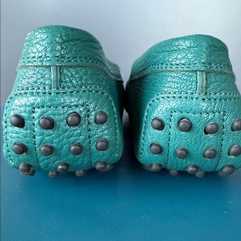Tod's Gommino Classic Driving Shoe Leather Penny Loafers in Teal Sz 39 - Picture 4 of 13